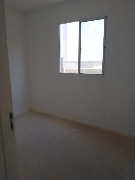 Alugar Apartamentos / Padrão em Suzano R$ 800,00 - Foto 5