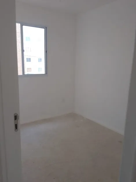 Alugar Apartamentos / Padrão em Suzano R$ 800,00 - Foto 6