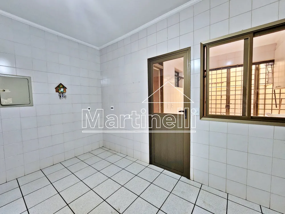 Alugar Apartamento / Padr&atilde;o em Ribeir&atilde;o Preto R$ 1.800,00 - Foto 4