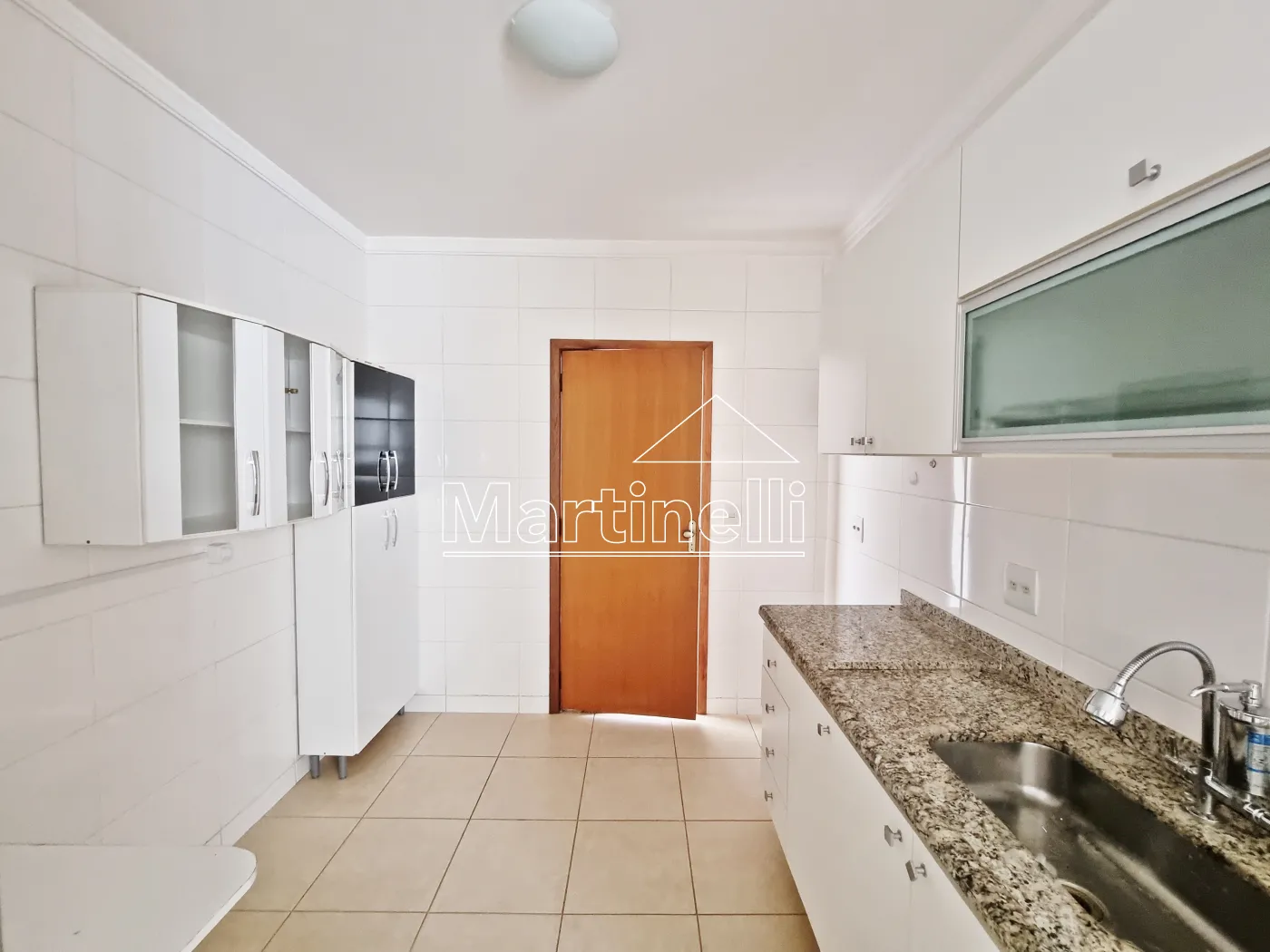 Alugar Apartamento / Padr&atilde;o em Ribeir&atilde;o Preto R$ 2.500,00 - Foto 6