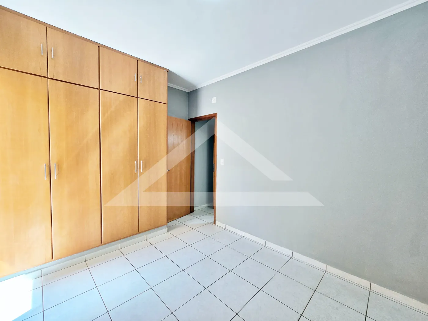 Alugar Apartamento / Padr&atilde;o em Ribeir&atilde;o Preto R$ 1.350,00 - Foto 10