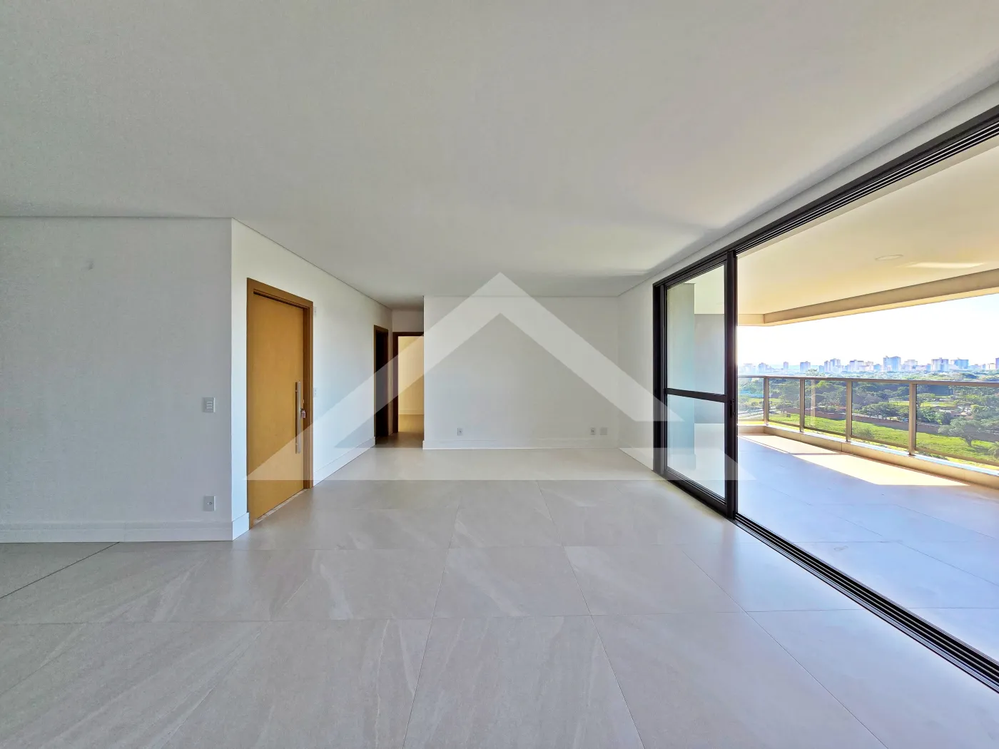 Alugar Apartamento / Padr&atilde;o em Ribeir&atilde;o Preto R$ 15.000,00 - Foto 2