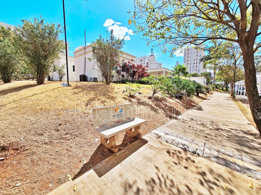 Alugar Apartamento / Padr&atilde;o em Ribeir&atilde;o Preto R$ 1.600,00 - Foto 19