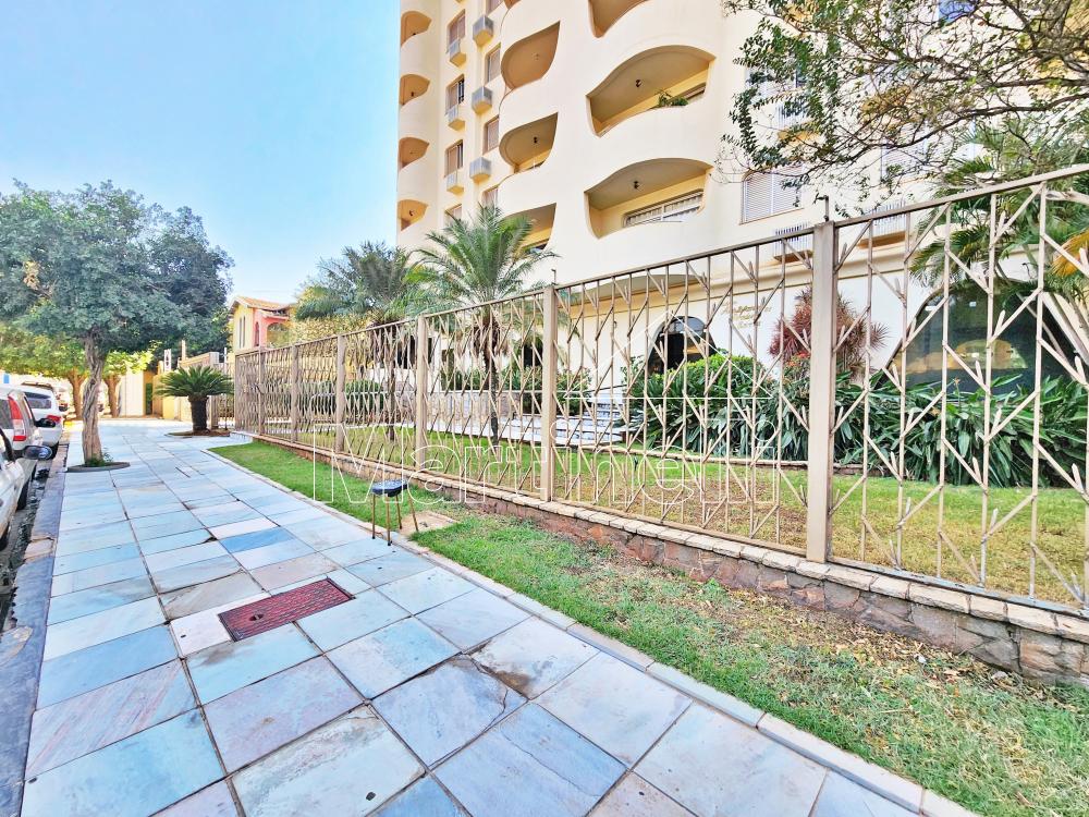 Alugar Apartamento / Padr&atilde;o em Ribeir&atilde;o Preto R$ 1.500,00 - Foto 26