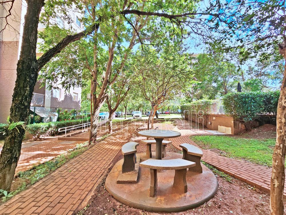 Comprar Apartamento / Padr&atilde;o em Ribeir&atilde;o Preto R$ 360.000,00 - Foto 27