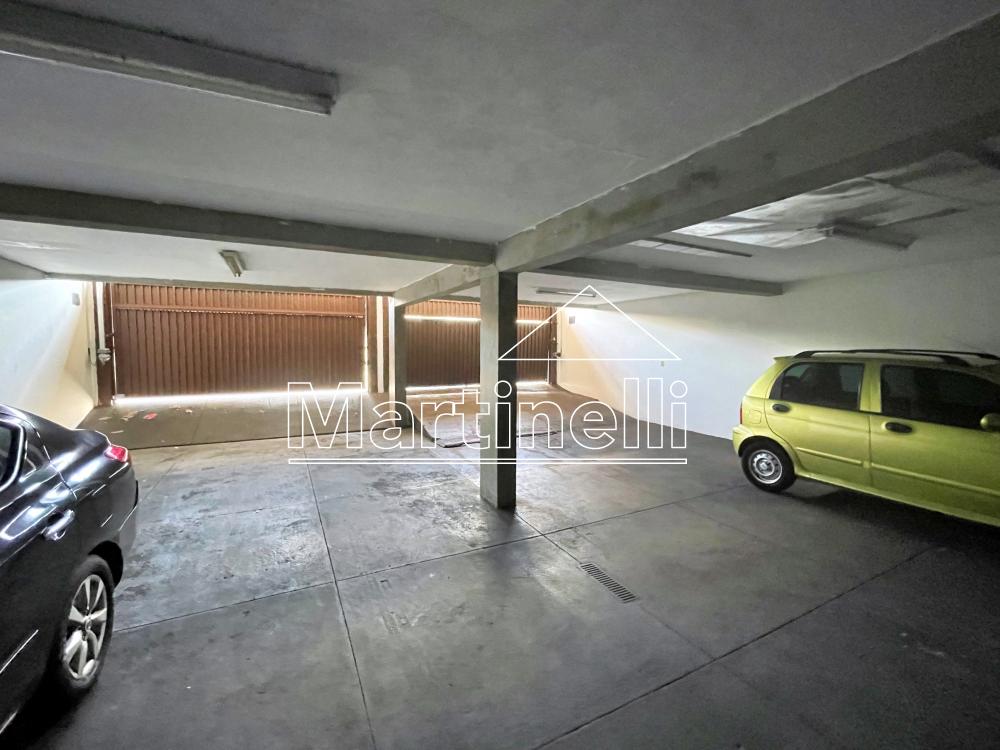 Alugar Apartamento / Padr&atilde;o em Ribeir&atilde;o Preto R$ 1.600,00 - Foto 16