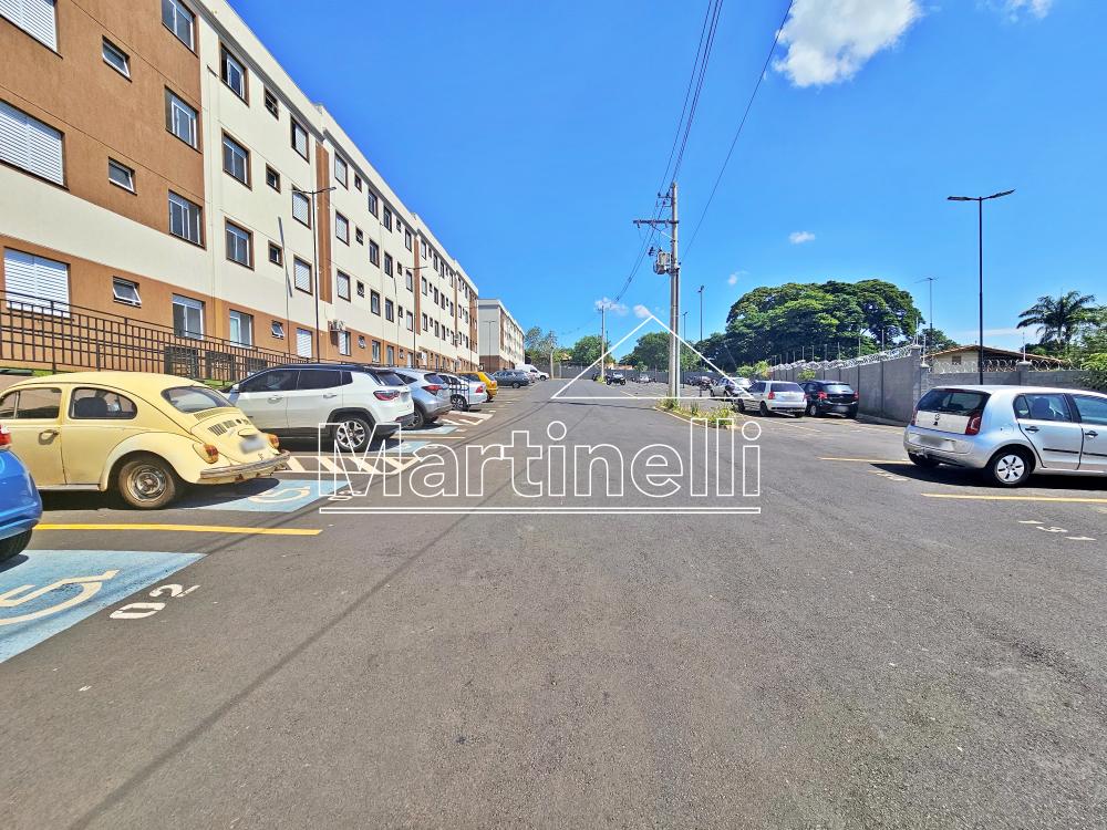 Alugar Apartamento / Padr&atilde;o em Ribeir&atilde;o Preto R$ 1.165,00 - Foto 16