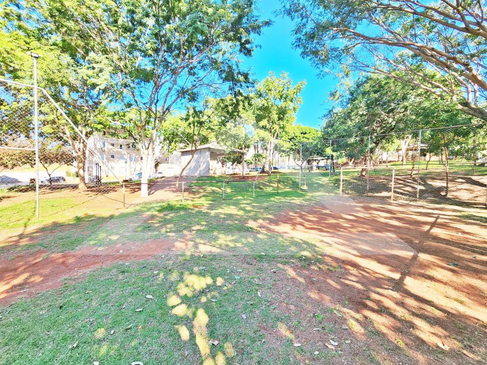 Alugar Apartamento / Padr&atilde;o em Ribeir&atilde;o Preto R$ 1.600,00 - Foto 31