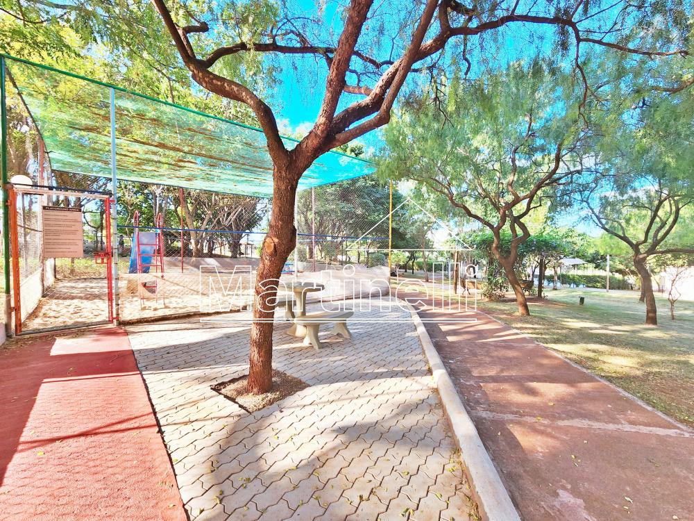 Alugar Apartamento / Padr&atilde;o em Ribeir&atilde;o Preto R$ 1.600,00 - Foto 23