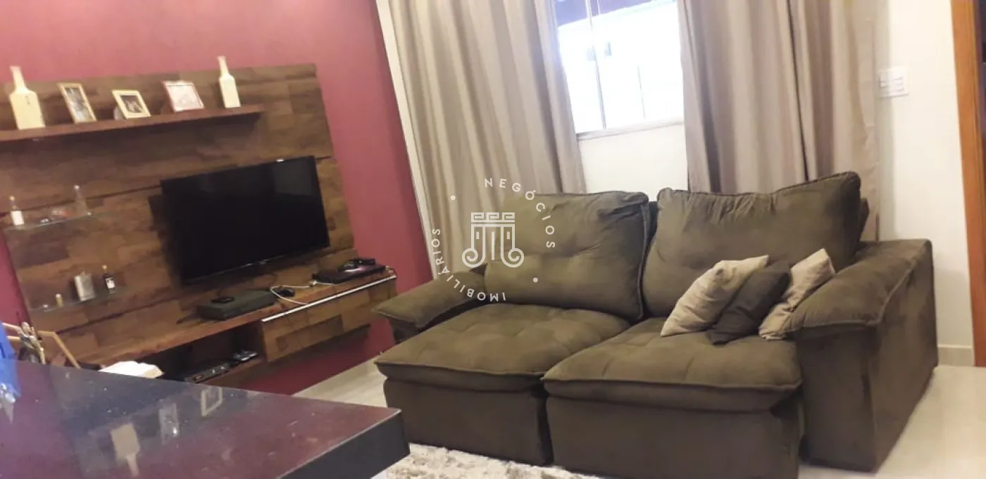 Comprar Casa / Padr&atilde;o em V&aacute;rzea Paulista R$ 499.999,99 - Foto 3