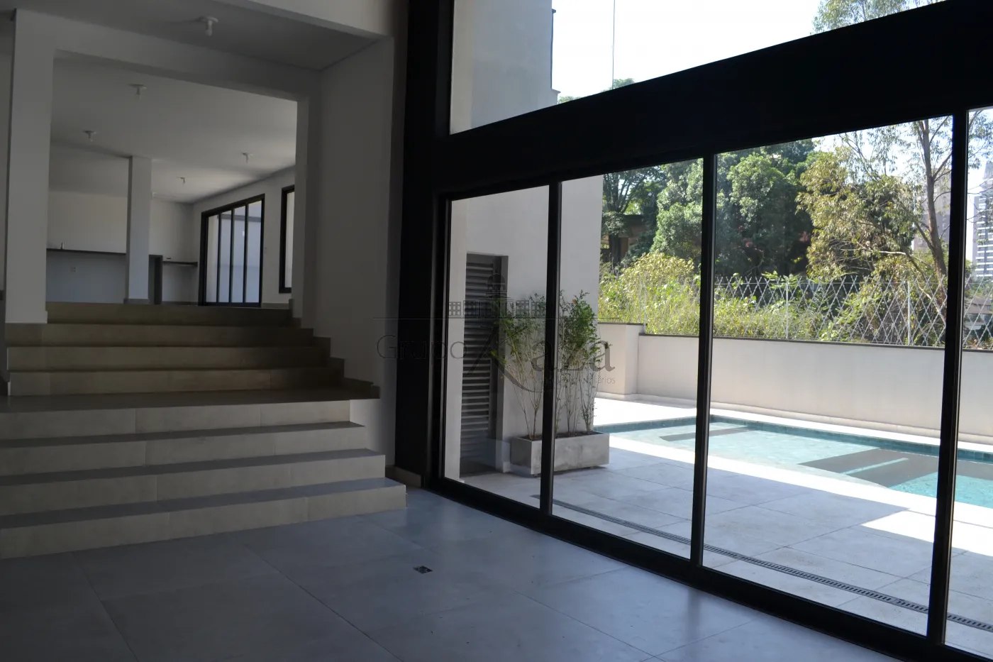 Foto 2 de Casa Padrão em Cidade Jardim, São Paulo - imagem 2 Foto 2 de Casa Padrão em Cidade Jardim, São Paulo - imagem 2