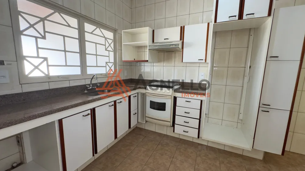 Alugar Casa / Bairro em Franca R$ 2.200,00 - Foto 6