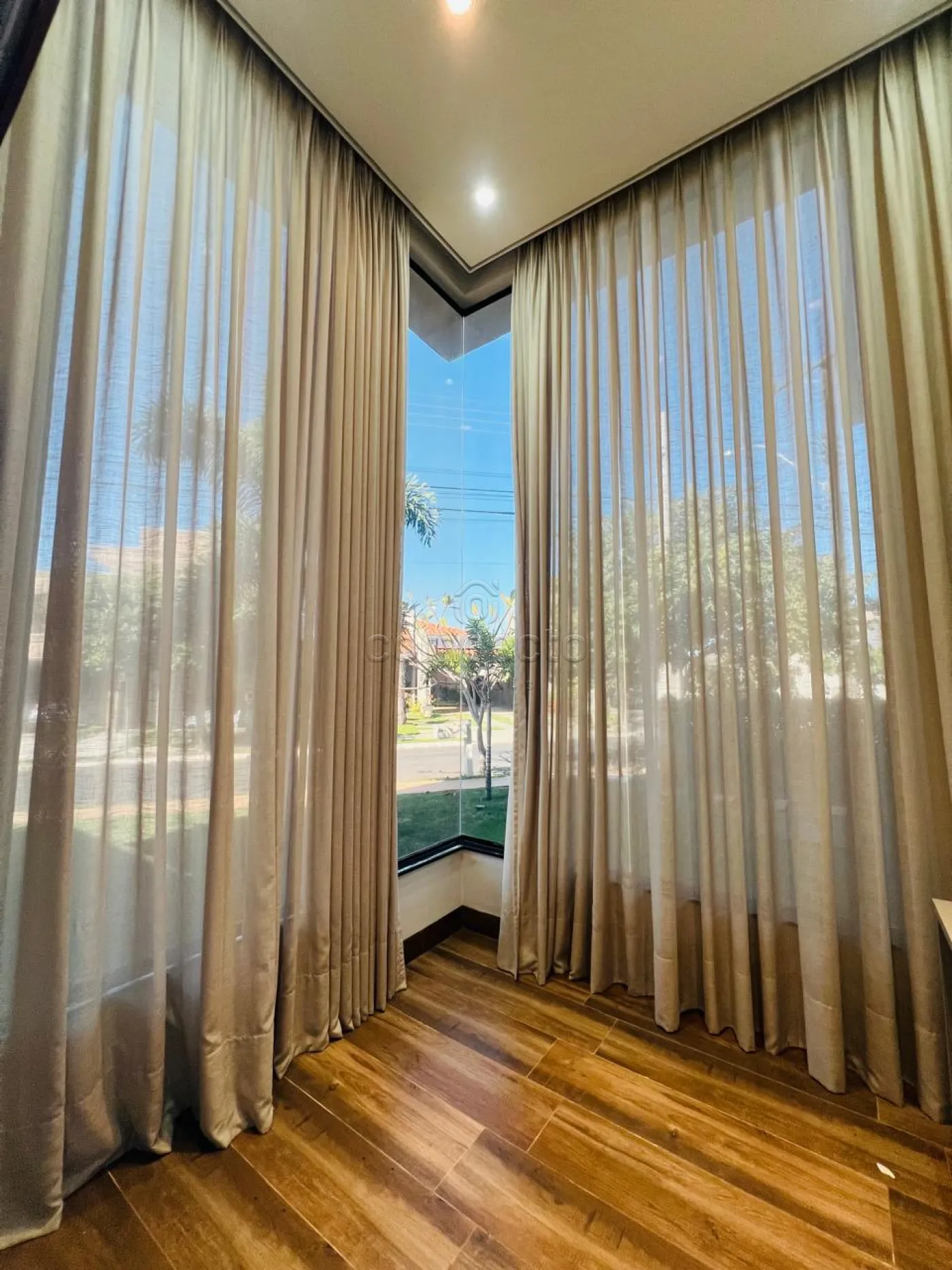 Alugar Casa / Condom&iacute;nio em S&atilde;o Jos&eacute; do Rio Preto R$ 7.500,00 - Foto 5