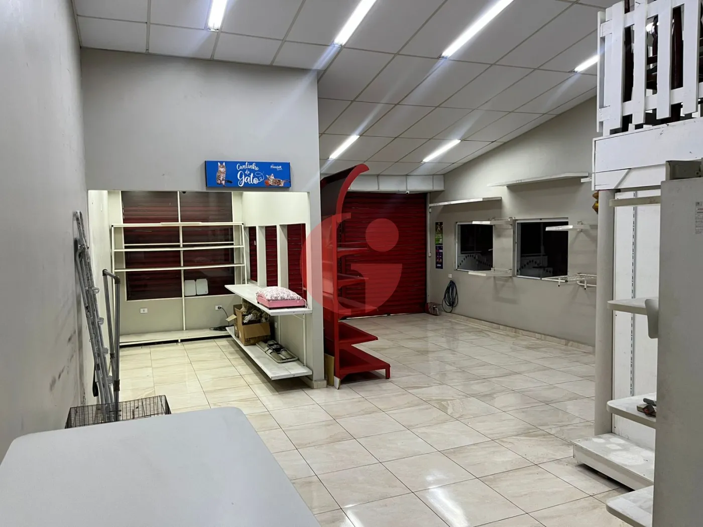 Alugar Comercial / Ponto Comercial em S&atilde;o Jos&eacute; dos Campos R$ 6.000,00 - Foto 2
