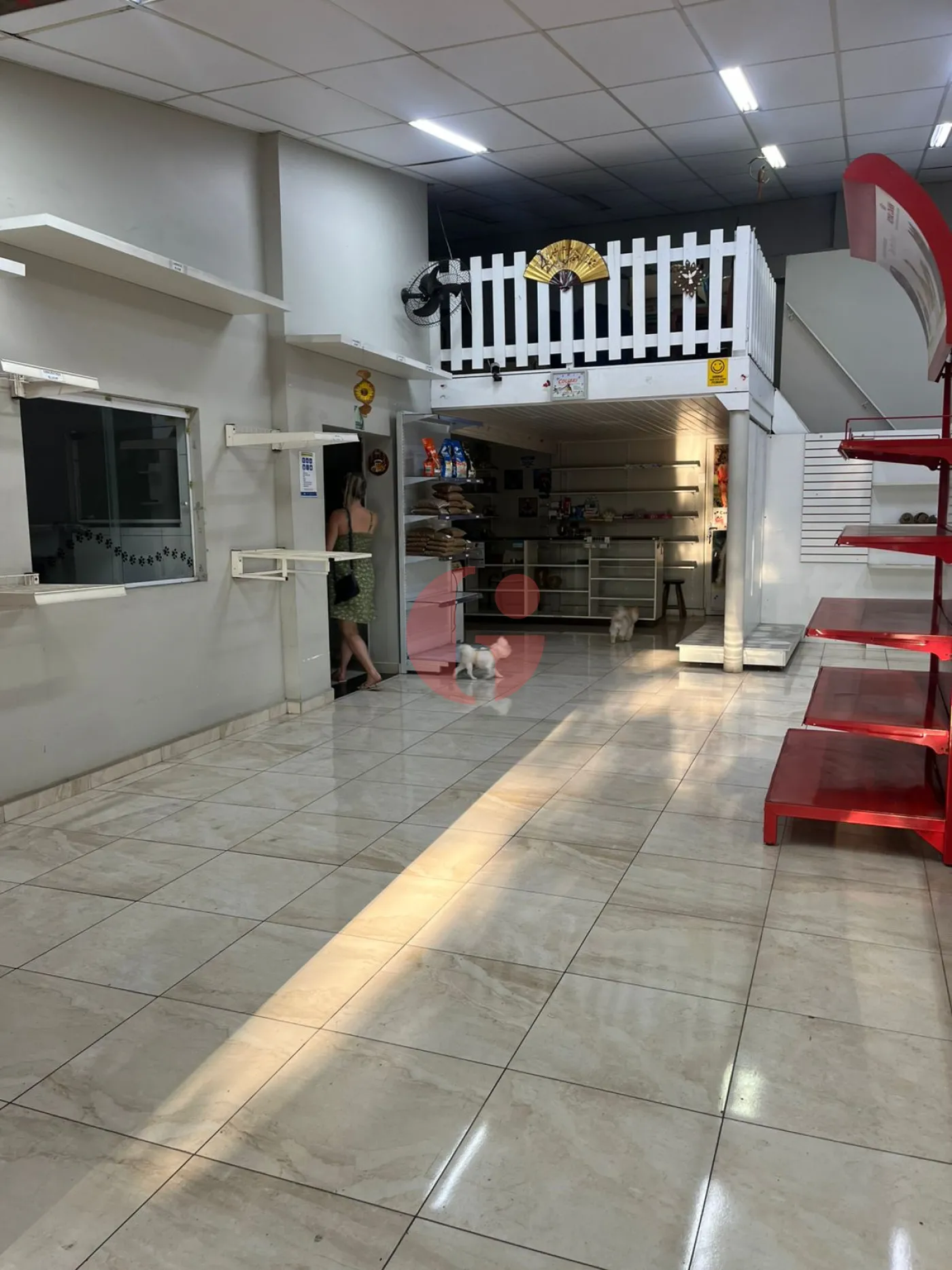 Alugar Comercial / Ponto Comercial em S&atilde;o Jos&eacute; dos Campos R$ 6.000,00 - Foto 4